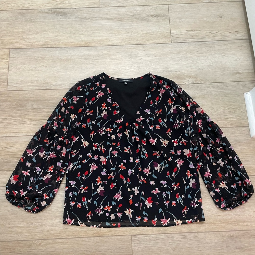 Madewell Black Floral V-Neck 3/4 sleeve Top Blouse size XS